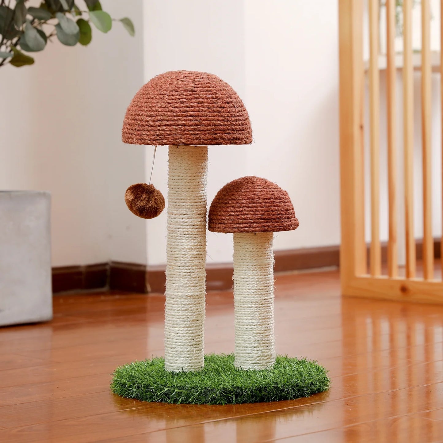 Mushroom-Shaped Cat Scratching Post - 19" Sisal Claw Scratcher for Kittens and Small Cats, Brown
